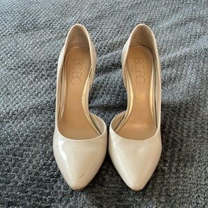 BCBG Paris Nude/Cream Heels Jaze